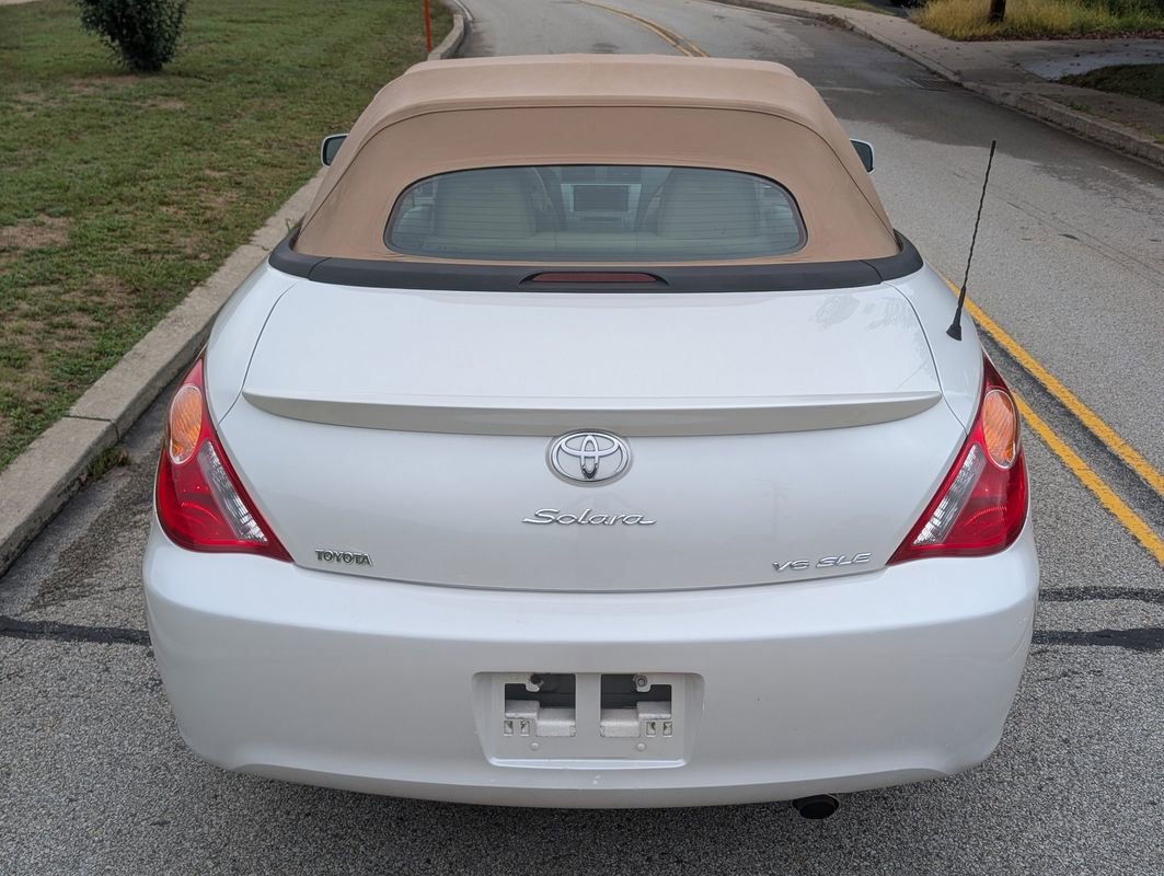 Used 2006 Toyota Solara SLE image 9