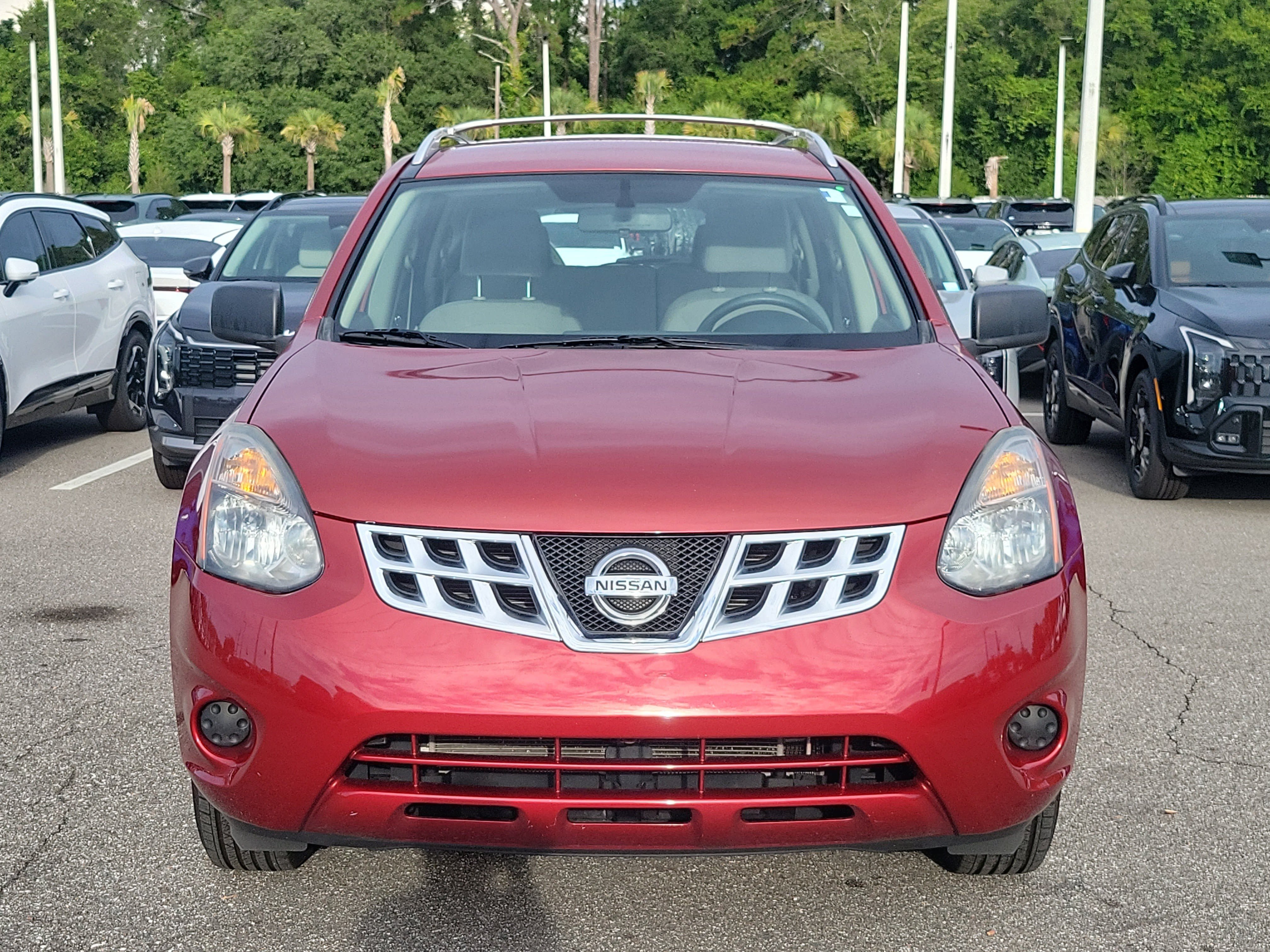 Used 2015 Nissan Rogue S w/ Convenience Package FWD image 2