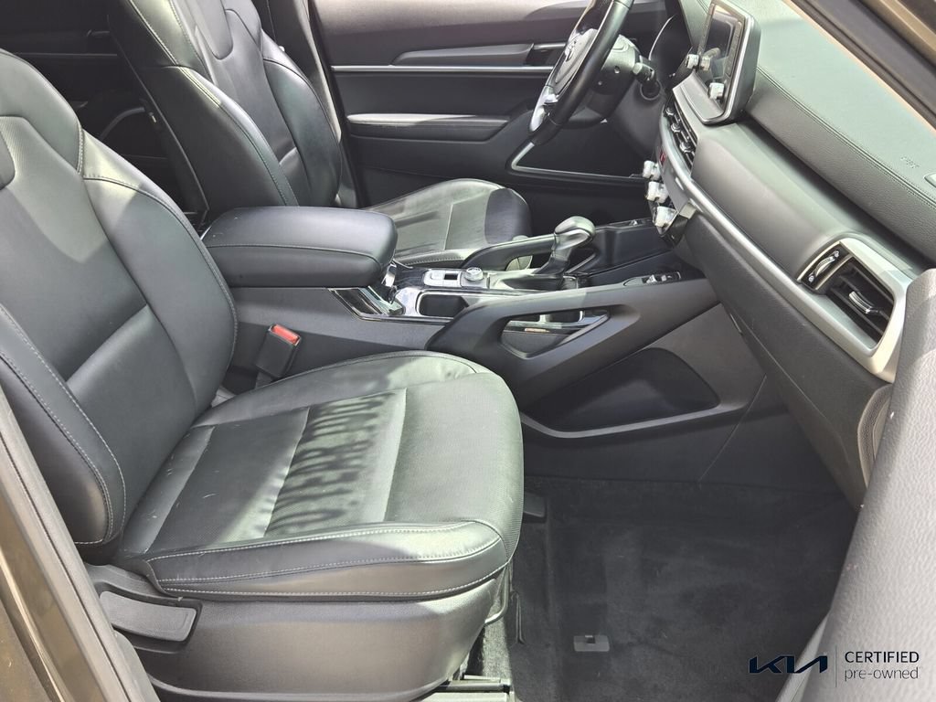 Certified 2021 Kia Telluride S FWD image 17