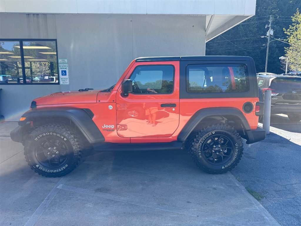 Used 2019 Jeep Wrangler Sport AWD/4WD image 12