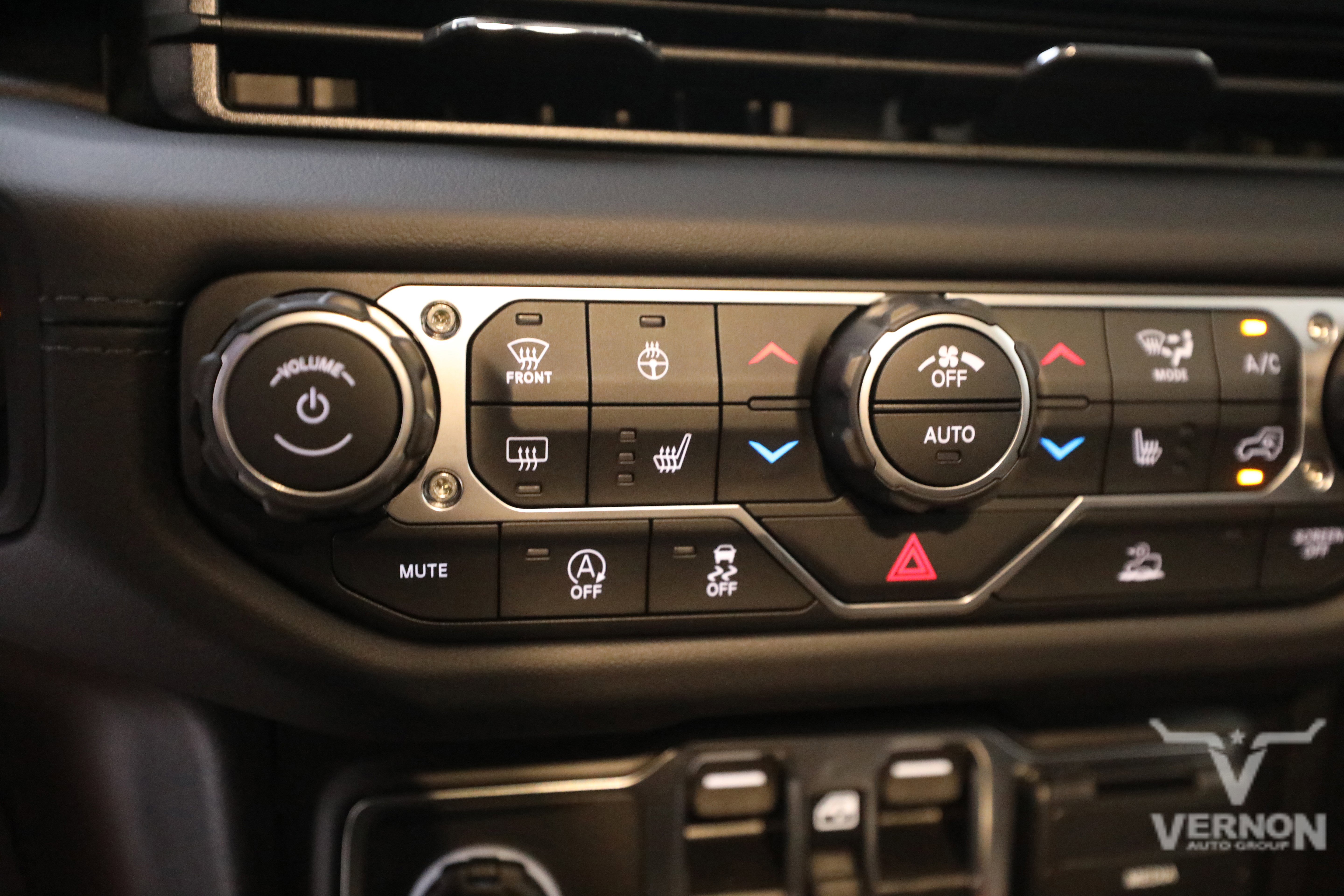 New 2025 Jeep Wrangler Unlimited Rubicon image 24