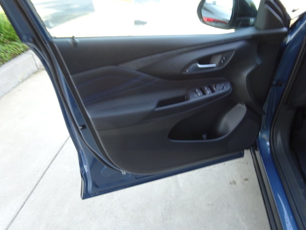 New 2026 Buick Envista Sport Touring FWD image 23