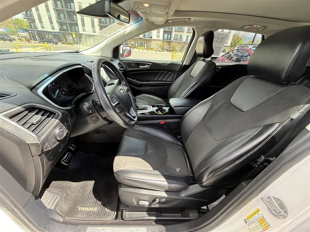 Used 2017 Ford Edge Sport w/ Equipment Group 401A AWD/4WD image 17