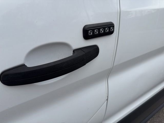 Used 2017 Ford Transit 350 XLT RWD image 17