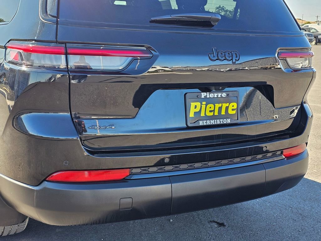 New 2025 Jeep Grand Cherokee L Altitude AWD/4WD image 7
