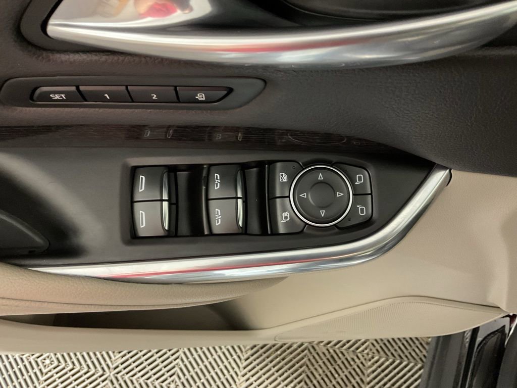 Used 2020 Cadillac XT4 Premium Luxury w/ Driver Awareness Package image 19