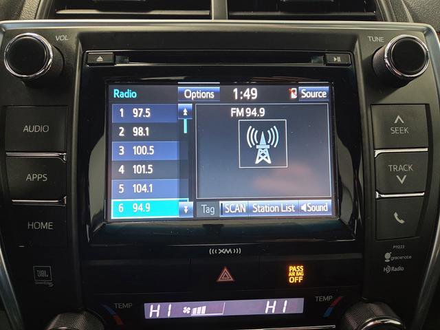 Used 2017 Toyota Camry XSE image 16