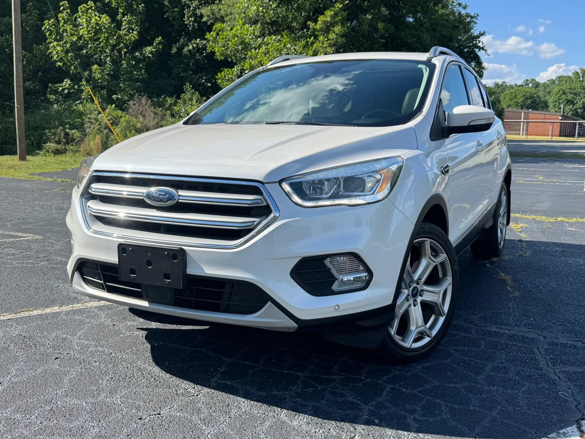 Used 2017 Ford Escape Titanium w/ Equipment Group 301A AWD/4WD image 1