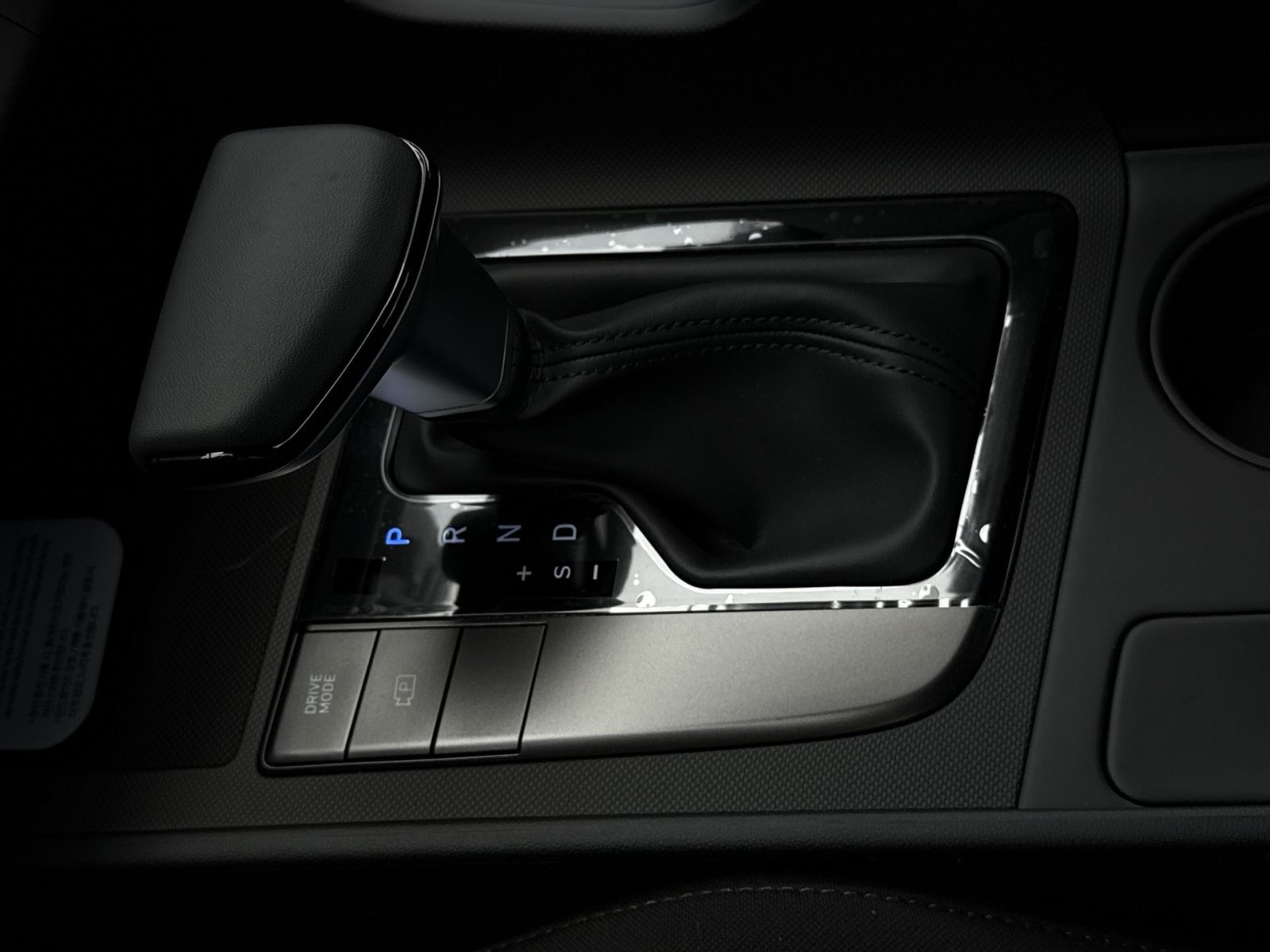 New 2026 Hyundai Elantra Sport FWD image 22