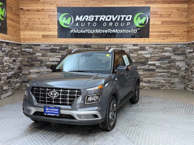 Used 2026 Hyundai Venue SEL FWD image 4