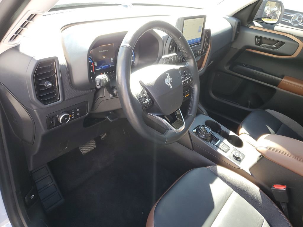 Used 2023 Ford Bronco Sport Outer Banks w/ Tech Package AWD/4WD image 21