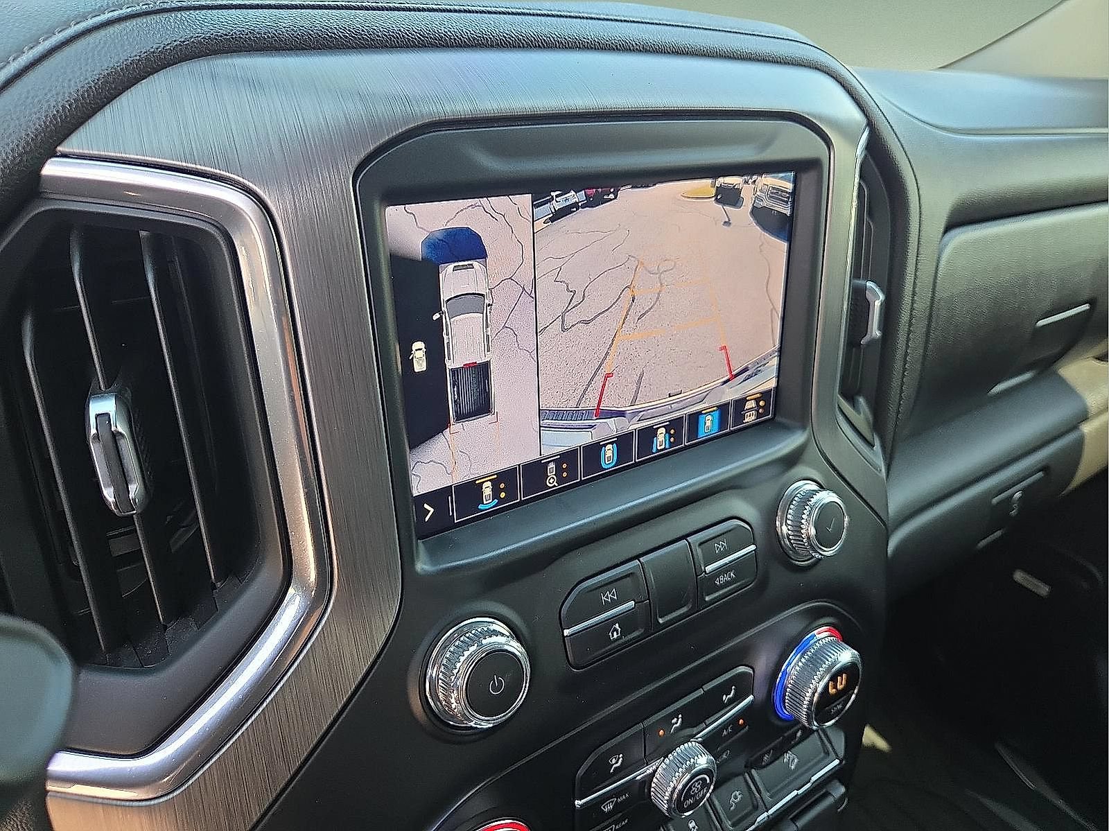 Used 2020 GMC Sierra 2500 Denali w/ Denali Ultimate Package AWD/4WD image 8