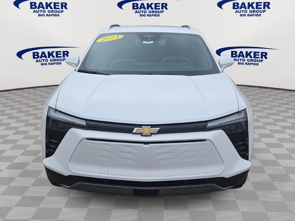 Used 2024 Chevrolet Blazer EV LT AWD/4WD image 8