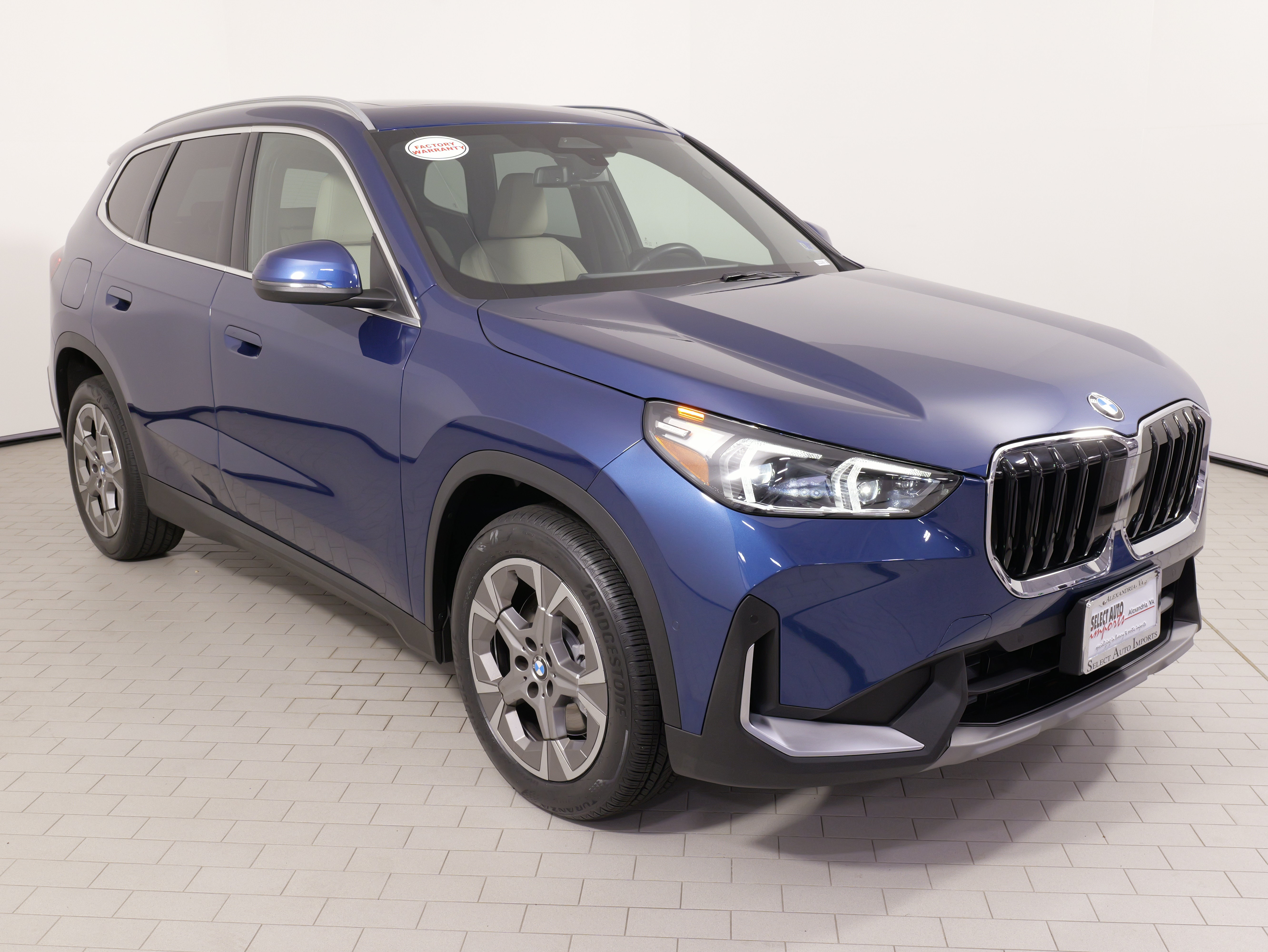 Used 2023 BMW X1 xDrive28i w/ Convenience Package AWD/4WD image 6