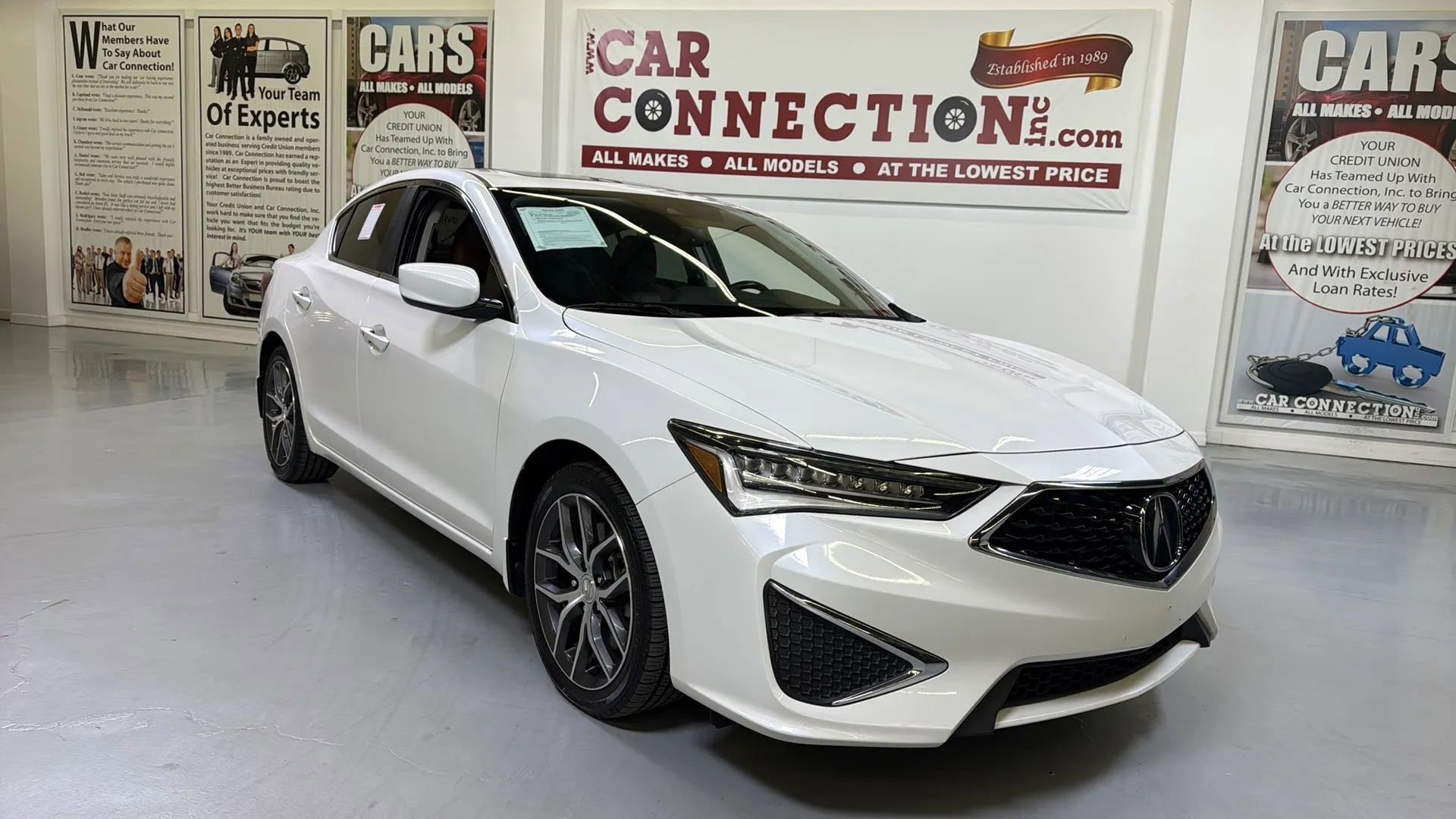 Used 2019 Acura ILX FWD image 2