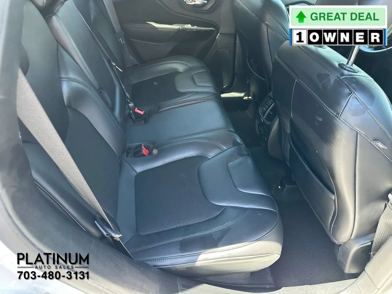Used 2020 Jeep Cherokee Latitude Plus FWD image 16
