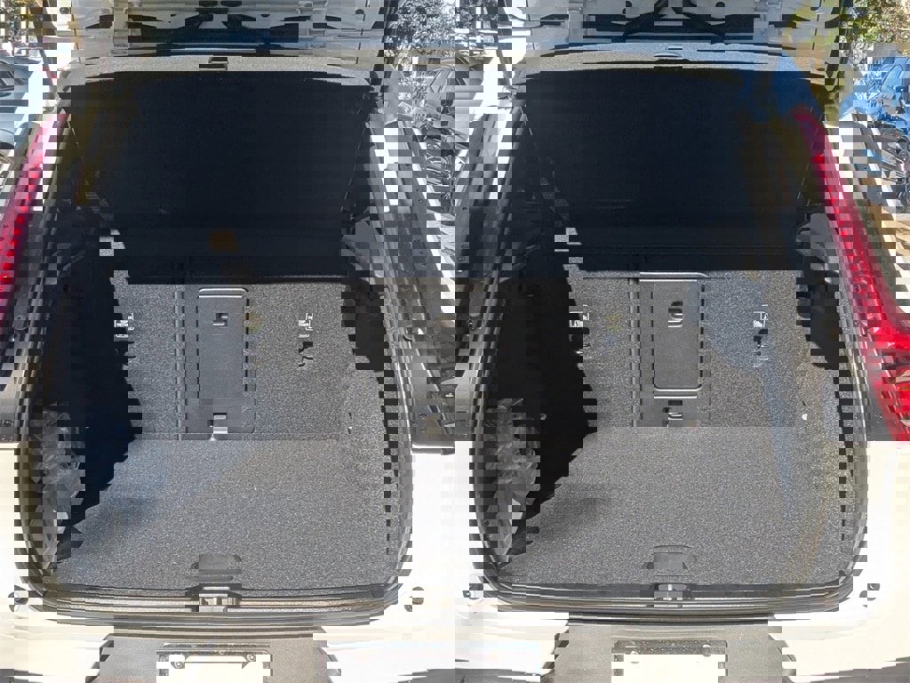 New 2026 Volvo XC40 B4 Core image 15