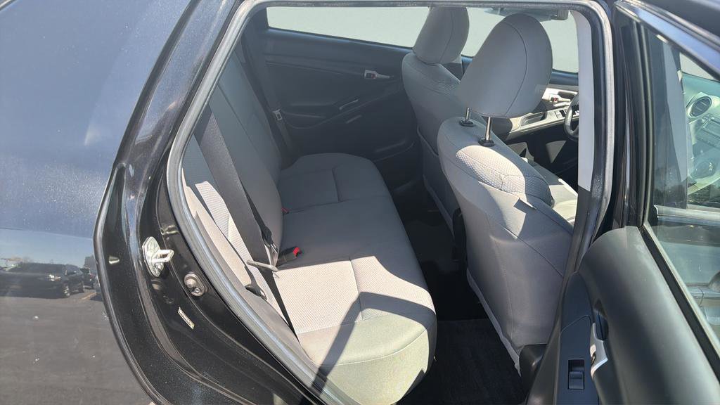 Used 2009 Toyota Matrix FWD image 39