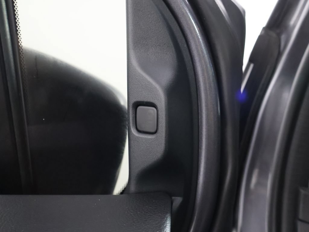 Used 2024 Honda Odyssey EX-L image 37