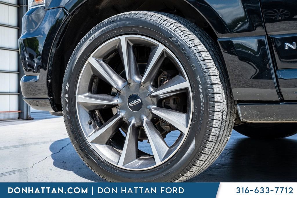 Used 2017 Lincoln Navigator Reserve RWD image 35