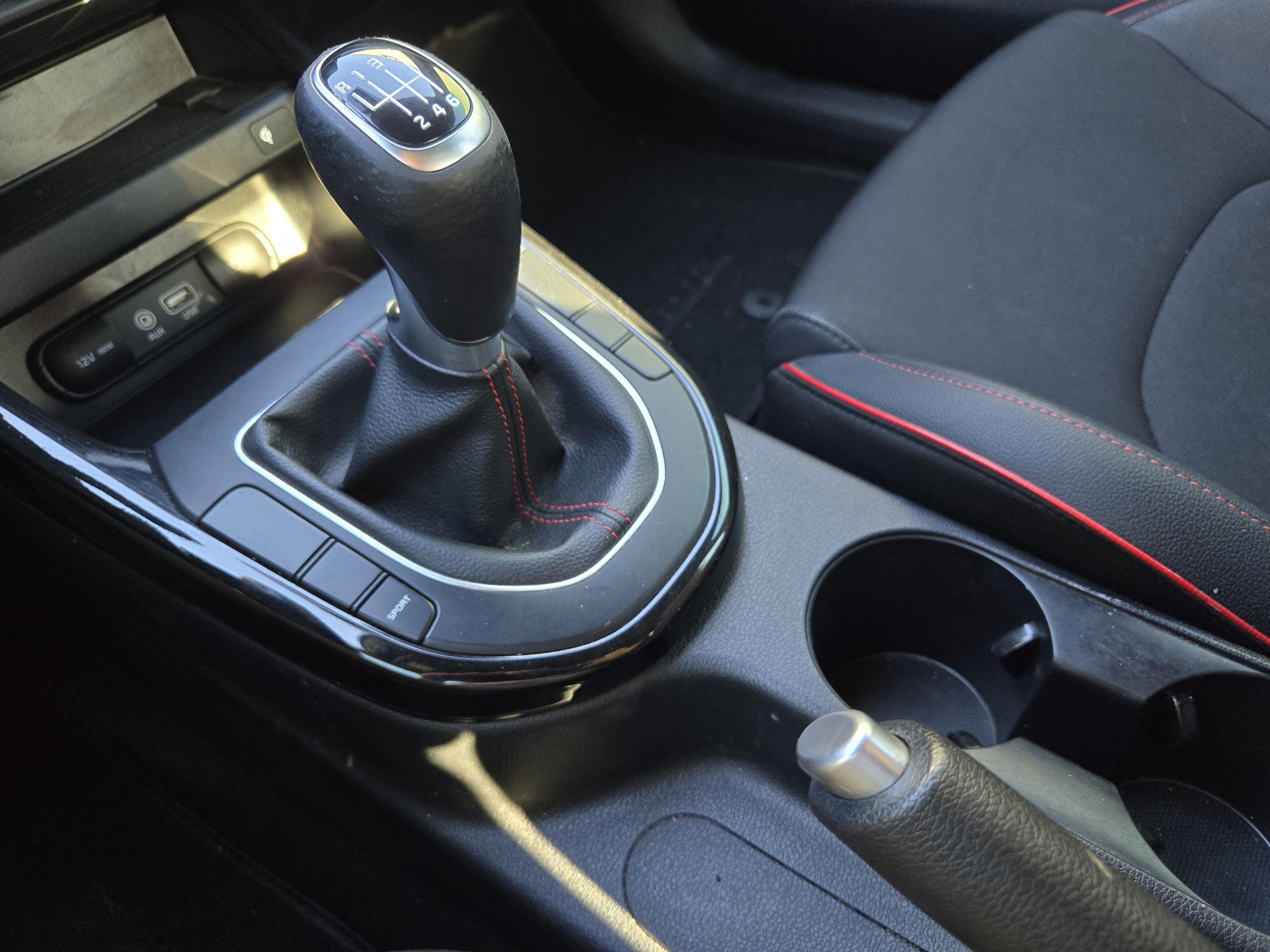 Used 2021 Kia Forte GT image 23