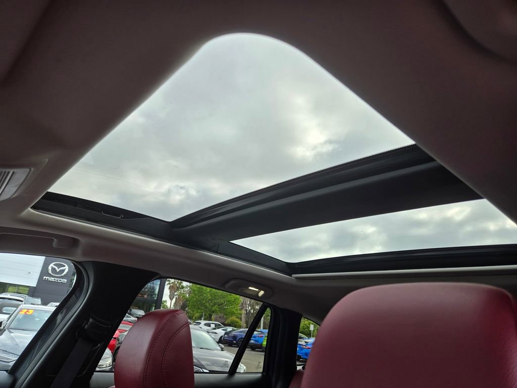 Certified 2025 MAZDA CX-50 AWD 2.5 Hybrid w/ Premium Pkg image 18