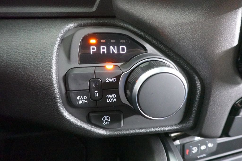 New 2026 RAM 1500 Express AWD/4WD image 15