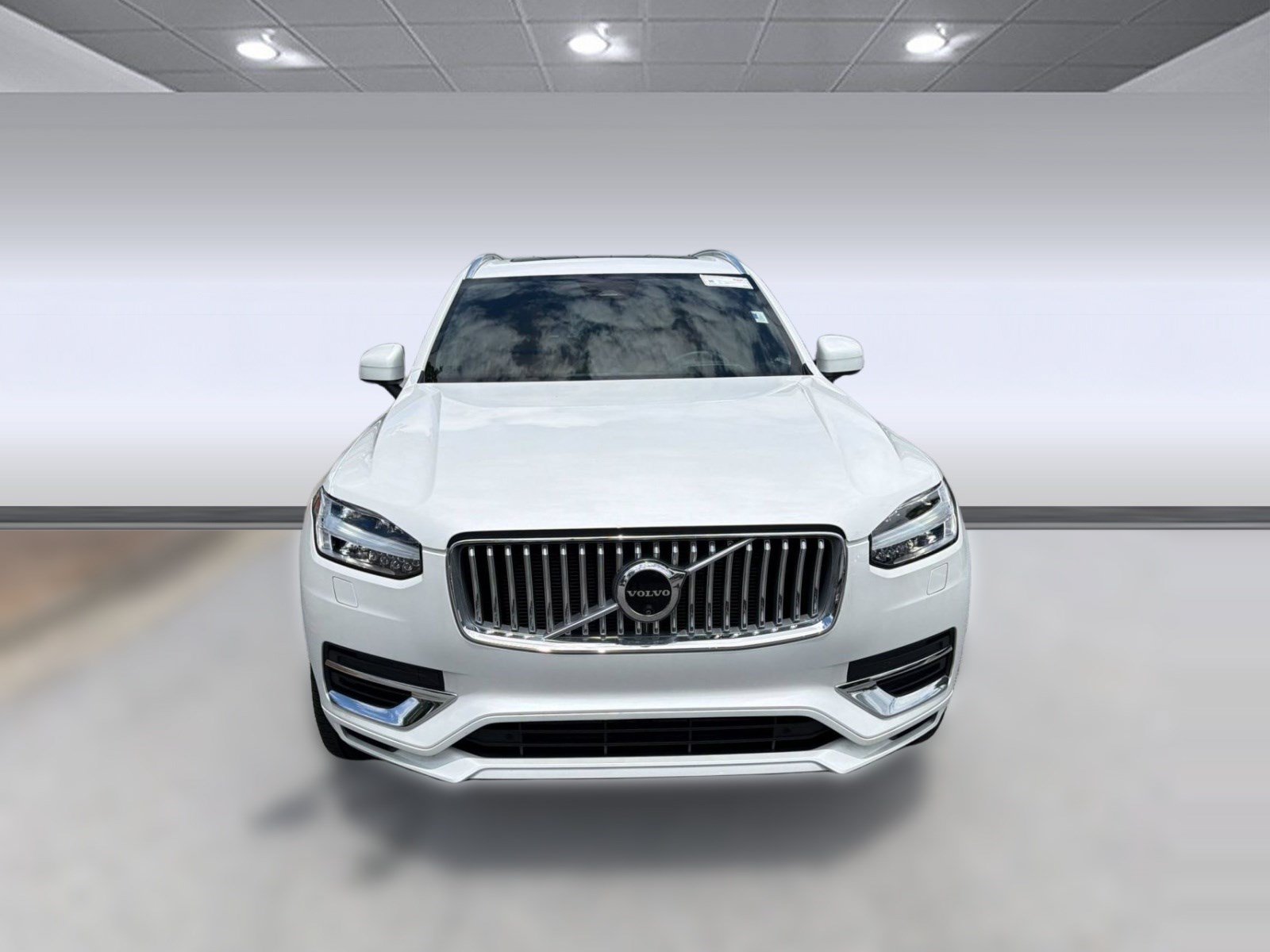 Certified 2024 Volvo XC90 T8 Ultimate w/ Protection Package Premier AWD/4WD image 6