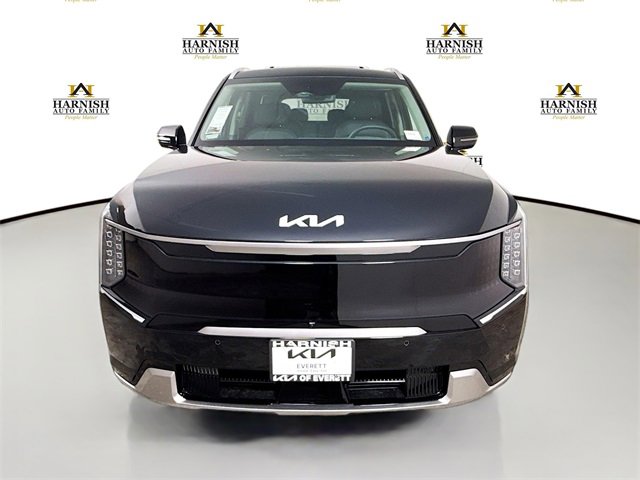 Certified 2026 Kia EV9 Land image 2
