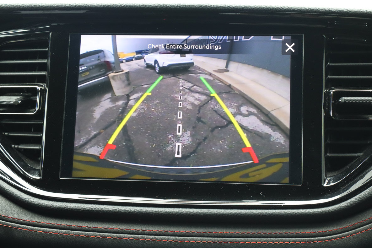 Used 2025 Dodge Durango GT AWD/4WD image 12