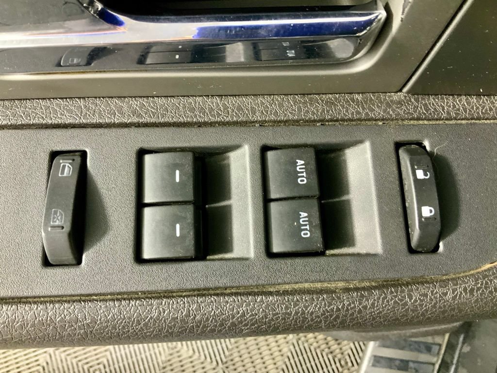 Used 2013 Ford F150 FX4 w/ Luxury Equipment Group AWD/4WD image 22