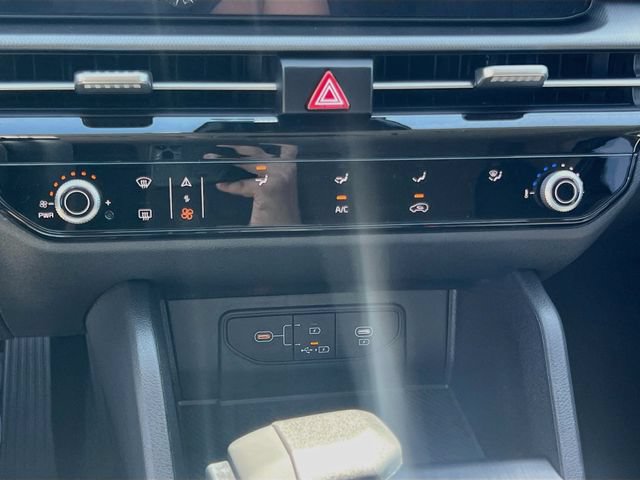 New 2026 Kia Sportage LX FWD image 15