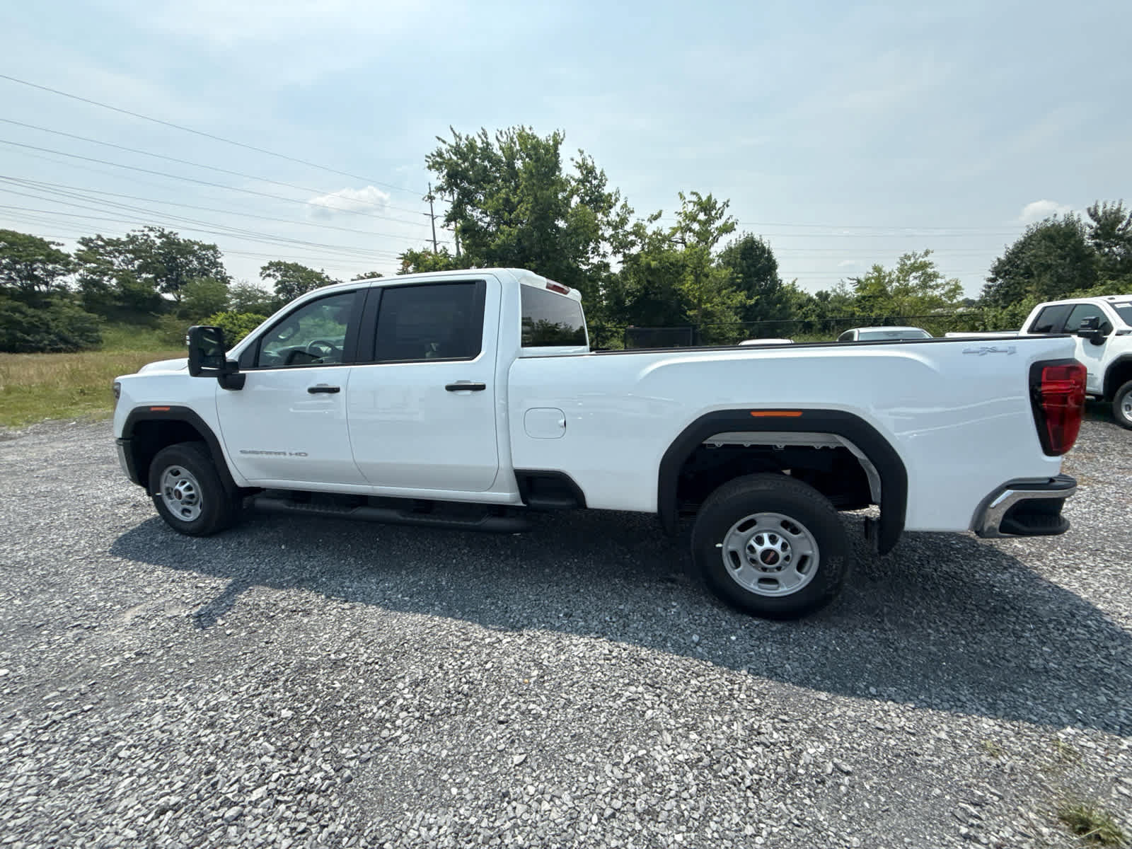 New 2026 GMC Sierra 2500 Pro w/ Convenience Package AWD/4WD image 10