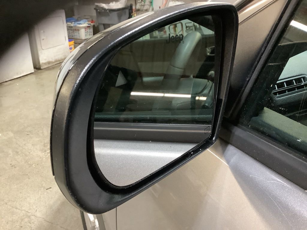 Used 2023 Jeep Compass Latitude image 16