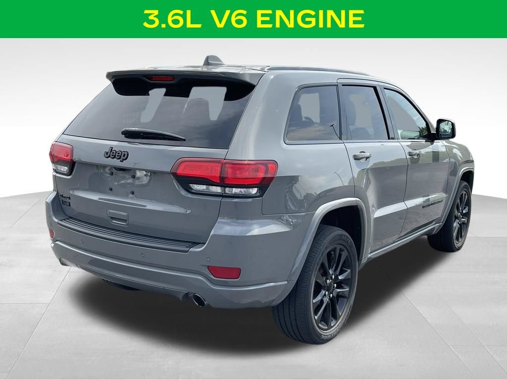 Used 2021 Jeep Grand Cherokee Laredo X AWD/4WD image 9