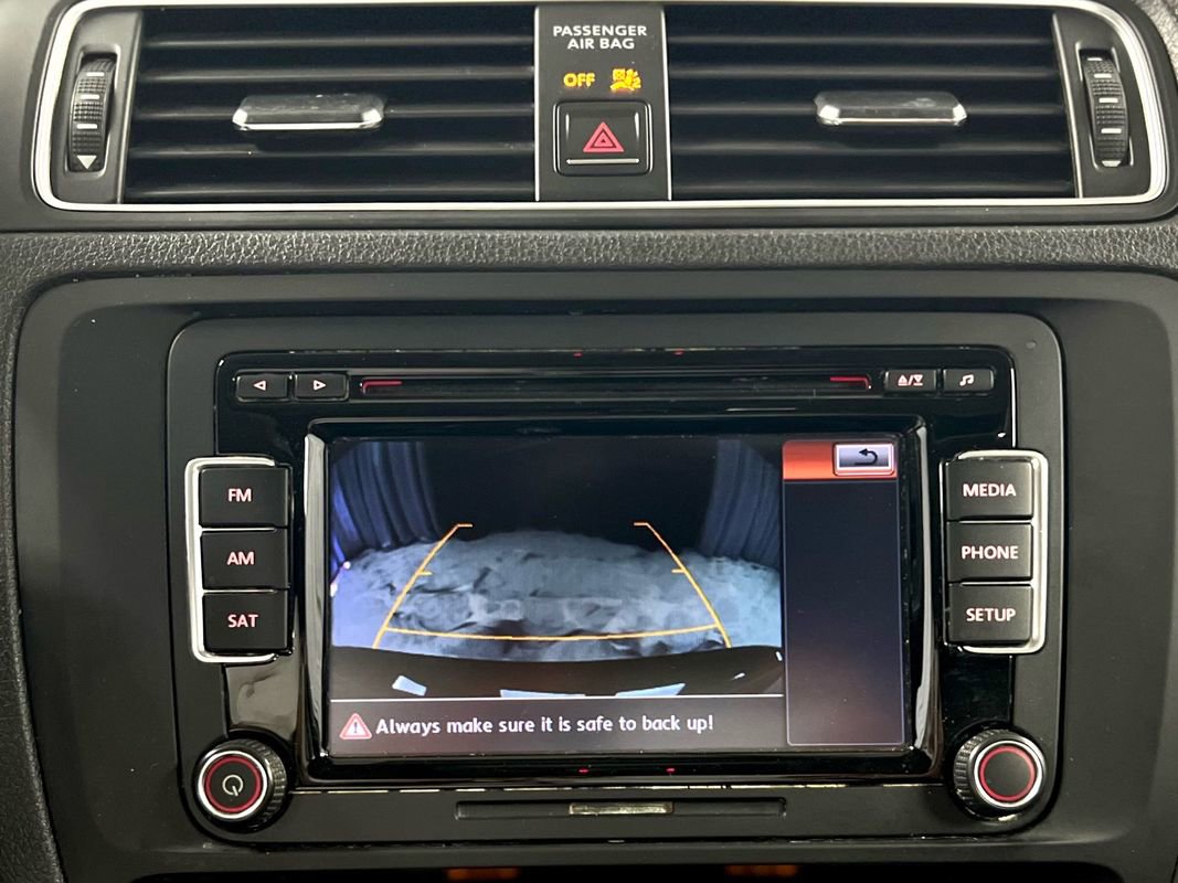 Used 2015 Volkswagen Jetta SE image 31