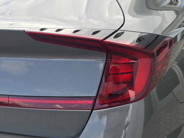 Used 2023 Hyundai Sonata SEL w/ Convenience Package image 8
