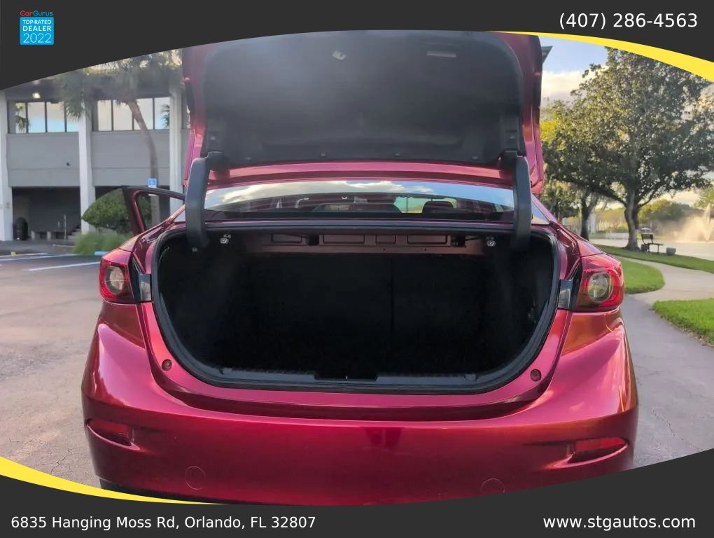 Used 2017 MAZDA MAZDA3 Touring FWD image 35