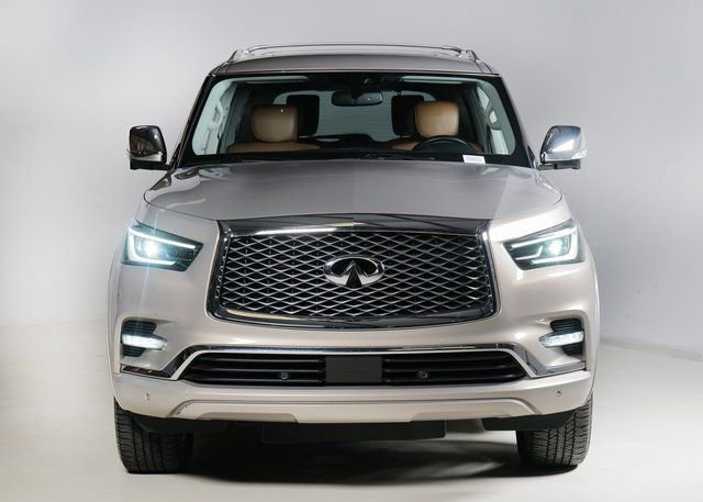 Used 2019 INFINITI QX80 Luxe w/ 22" Wheel Package image 8