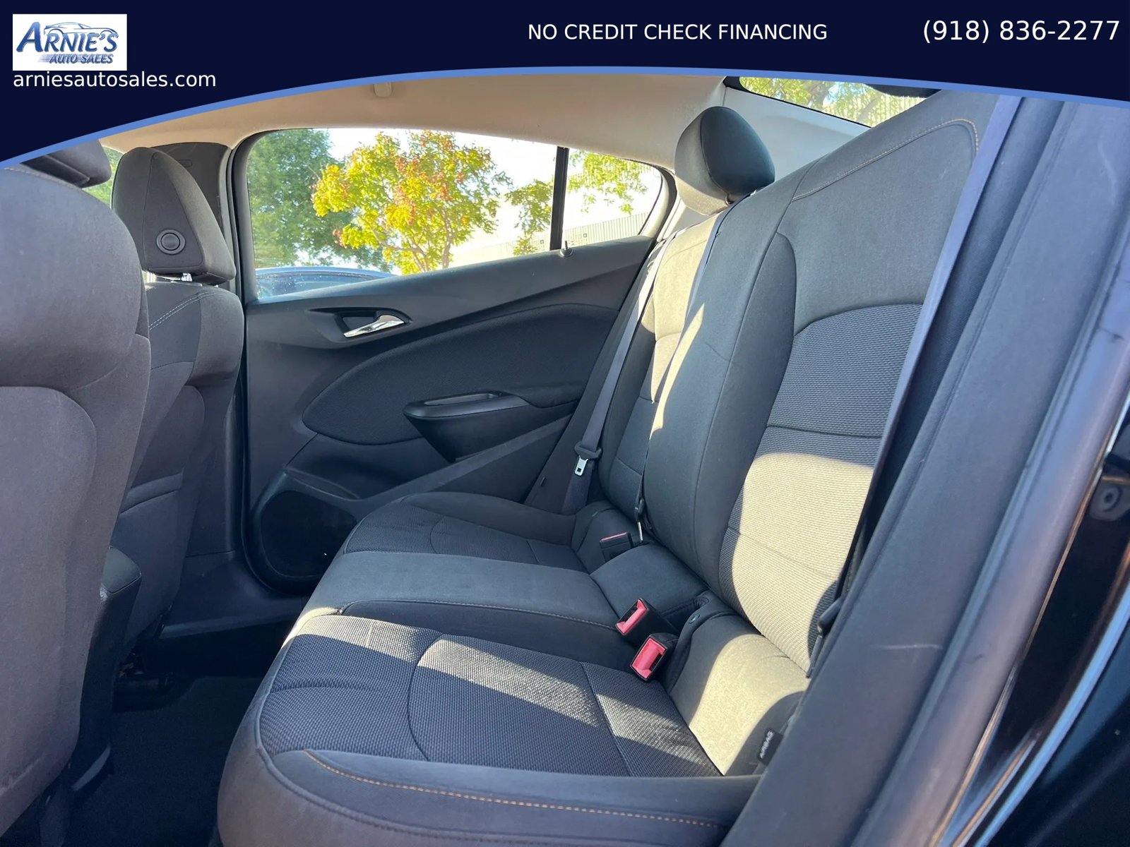 Used 2017 Chevrolet Cruze LS FWD image 17