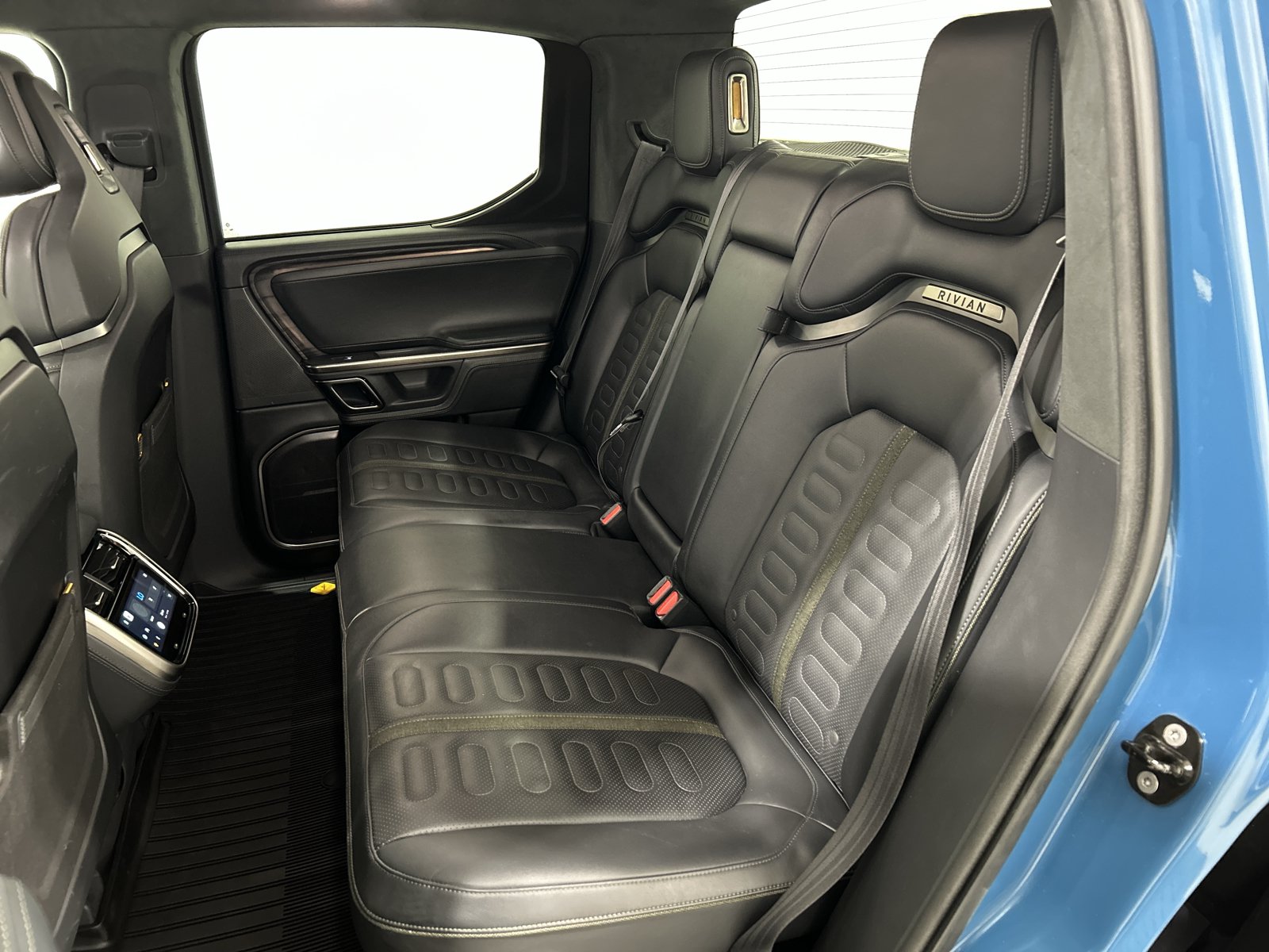 Used 2022 Rivian R1T Launch Edition AWD/4WD image 21