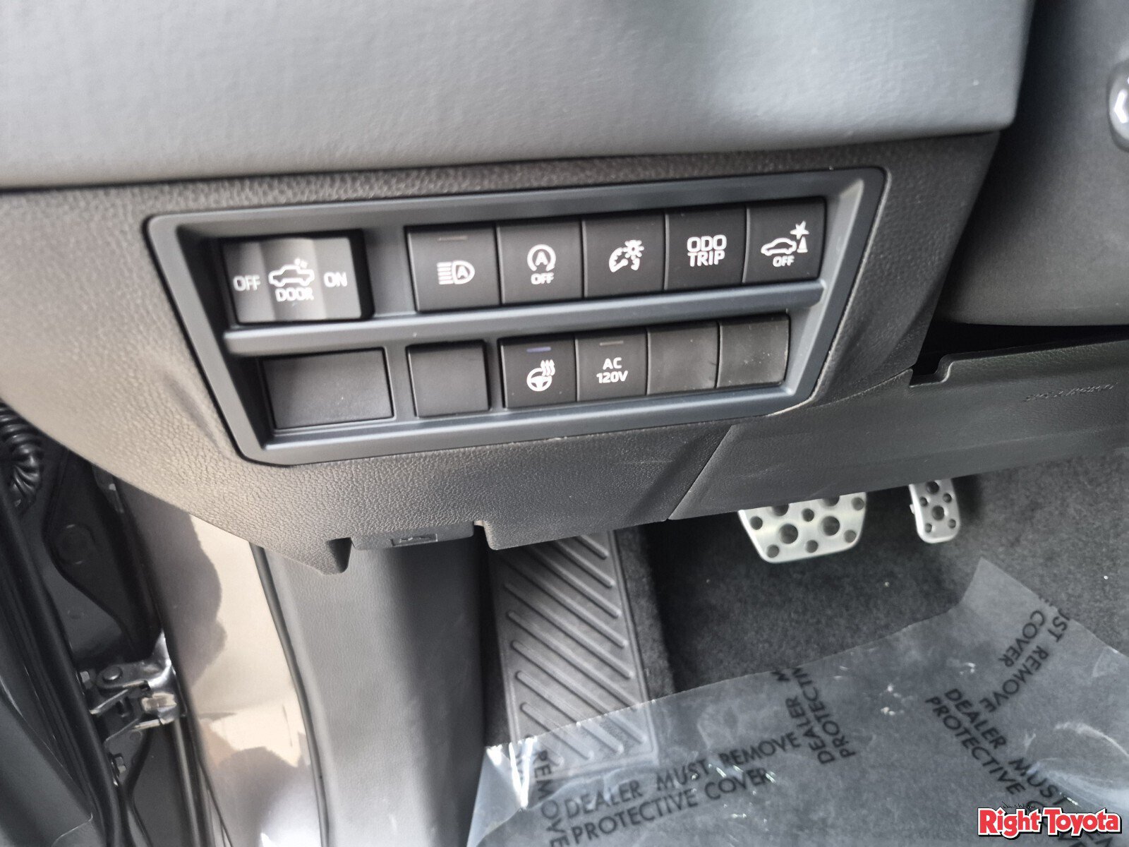 New 2026 Toyota Tundra Platinum w/ TRD Off-Road Package AWD/4WD image 20