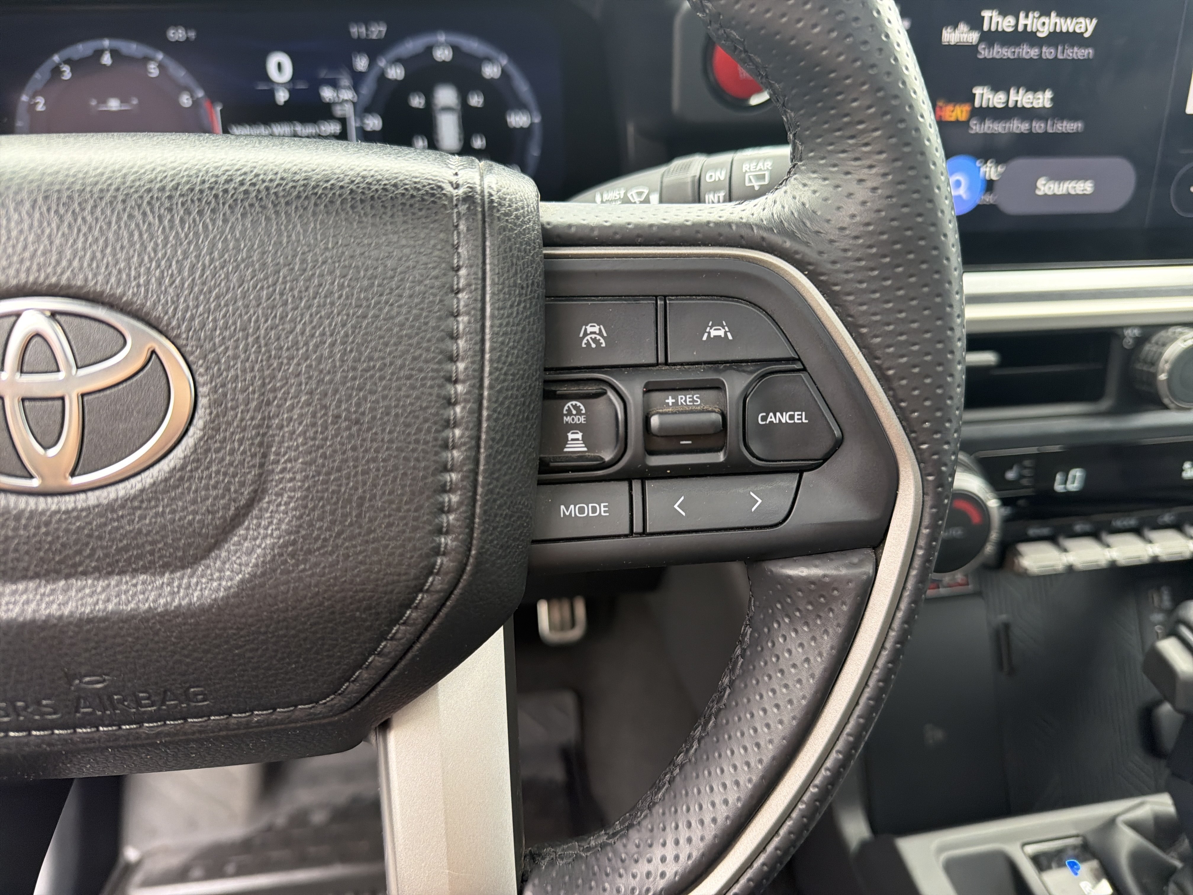 Used 2025 Toyota 4Runner TRD Sport Premium w/ Tow Technology Package AWD/4WD image 20