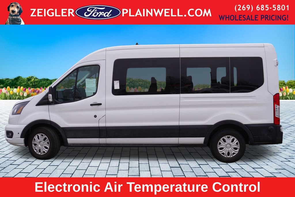 Used 2024 Ford Transit 350 XLT image 2
