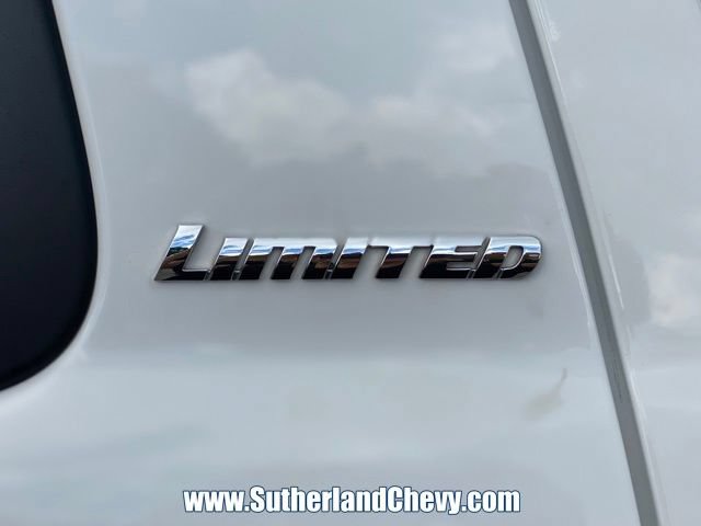 Used 2020 Toyota Sequoia Limited AWD/4WD image 12