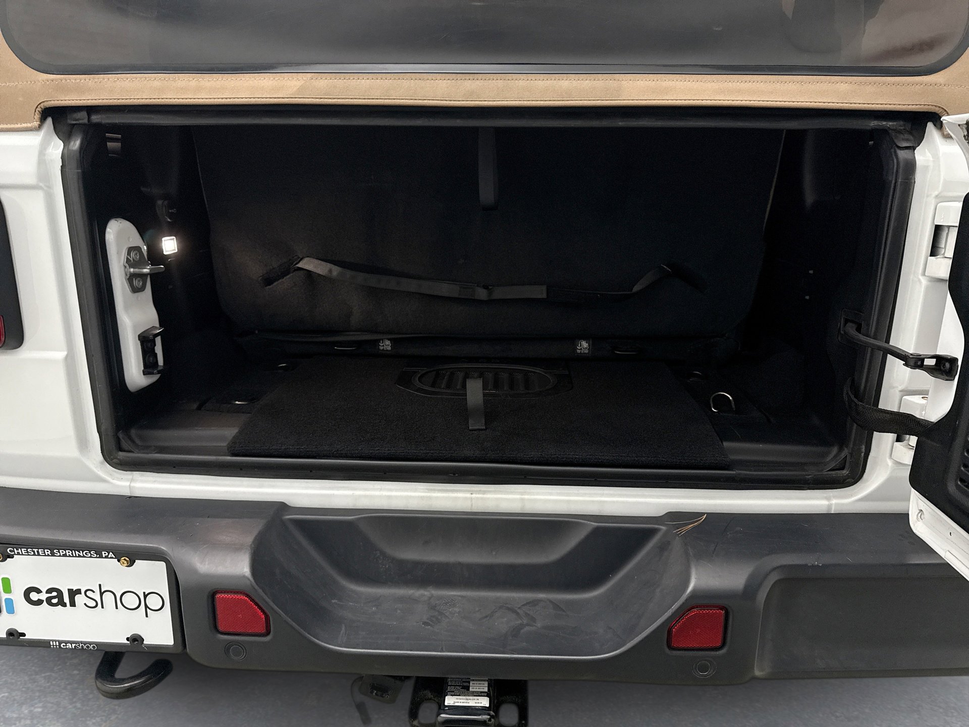 Used 2020 Jeep Wrangler Sport image 17