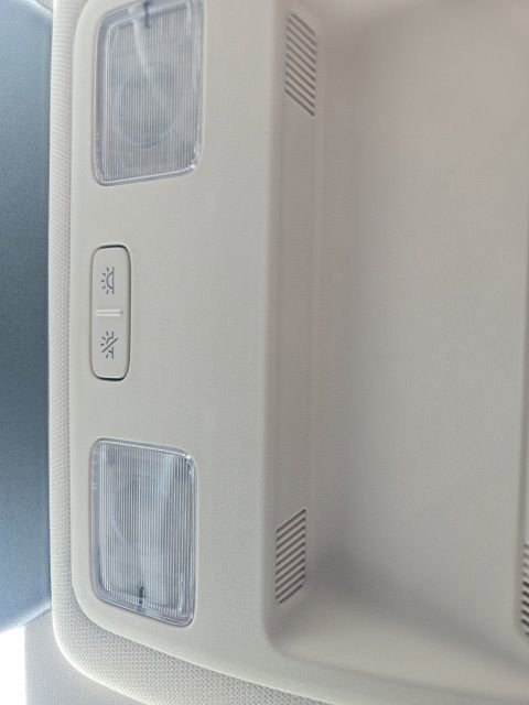 Used 2025 Ford Escape Platinum image 36