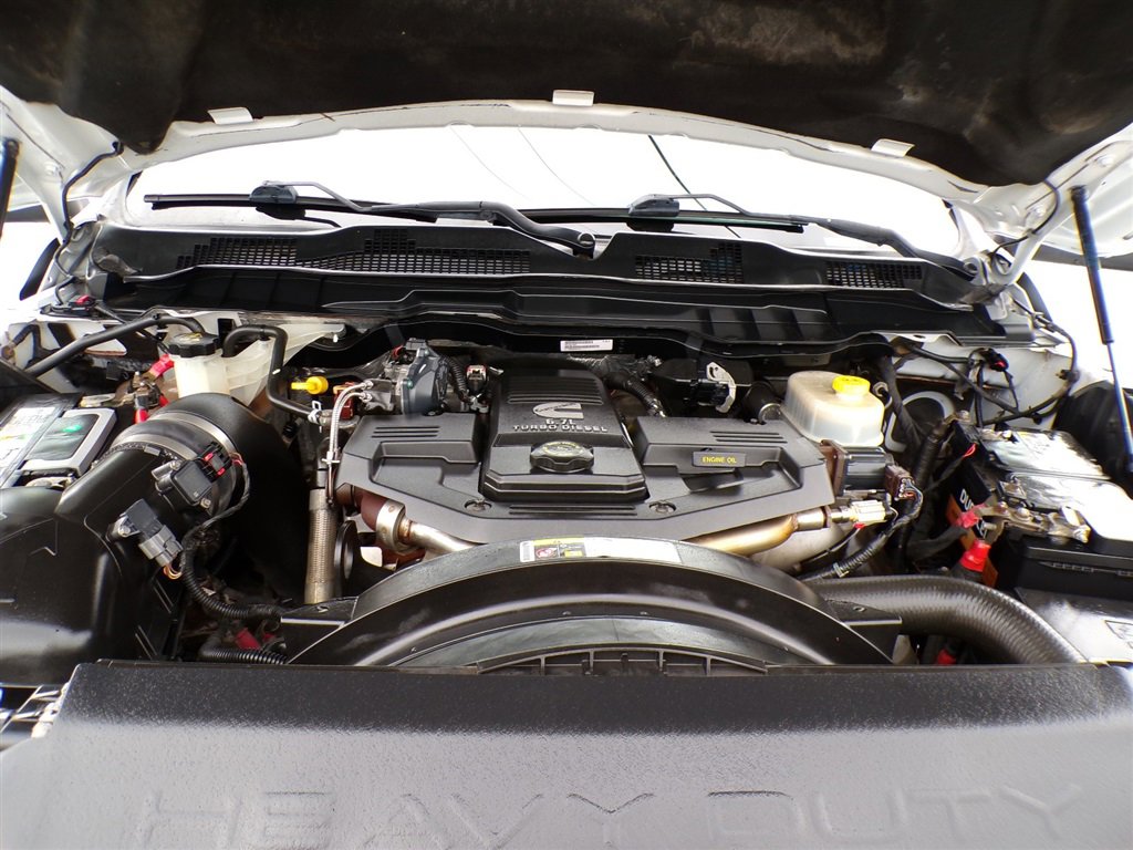 Used 2017 RAM 2500 Laramie image 3