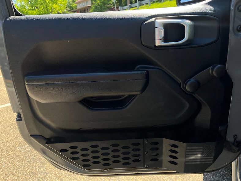 Used 2022 Jeep Gladiator Sport AWD/4WD image 6