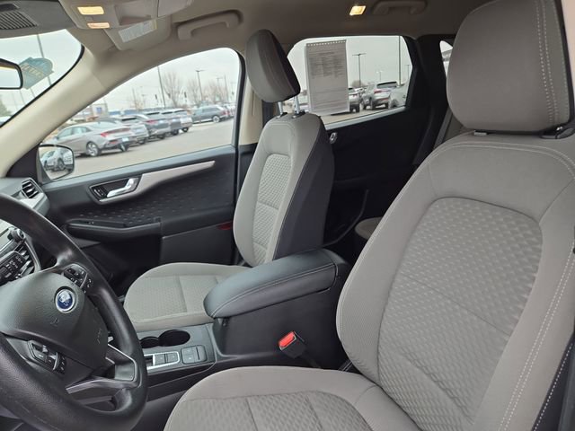 Used 2020 Ford Escape SE image 24